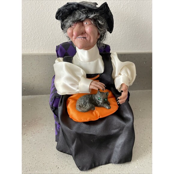 Gemmy Animated Halloween Talking Witch Petting Cat  Vintage READ NOT WORKING - Picture 1 of 12